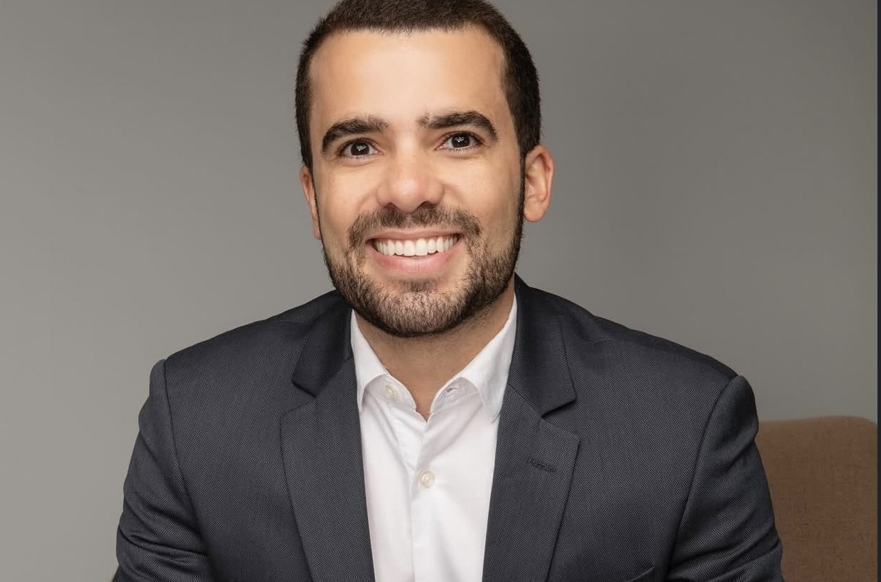 Dr. Gustavo Gonçalves
